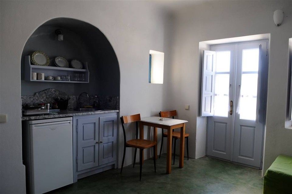 HARAKI TRADITIONAL HOUSES - FOLEGANDROS TOWN, Folegandros | Escape to ...